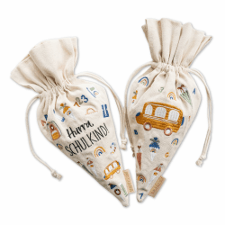Papierdrachen 2er Set Geschenkbeutel Schultüten Design, Pastellfarben | 2er-Set Schultüten-Design | Liebevolle Stickerei | Praktischer Kordelzug | Robust & nachhaltig wiederverwendbar Angebot bei HelloDeals