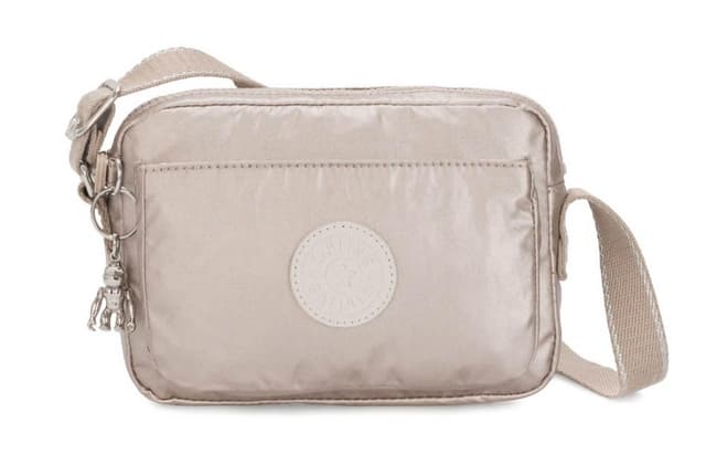 👜 Super Deal: Kipling ABANU Kleine Umhängetasche Metallic Glow für nur 37.1€!