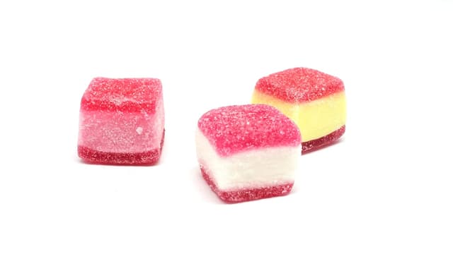 KoRo - Weißes Mandelmus 2 x 500 g - Nussmus ohne Zusatz von Zucker und Palmöl - 100% Mandeln - Unvergleichbar cremig - Vegan - Proteinquelle 500 g (2er Pack)