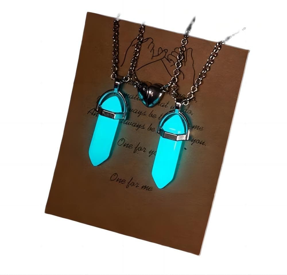 MINGCHENCN MIVY Bergkristall Kette,2 Stücke Blau Leuchtende Naturstein Hexagon Kristall Anhänger Halskette Magnetische Paar Herz Abstand Choker Energie Edelstein Schmuck Für Frauen Männer Geschenk Angebot bei HelloDeals