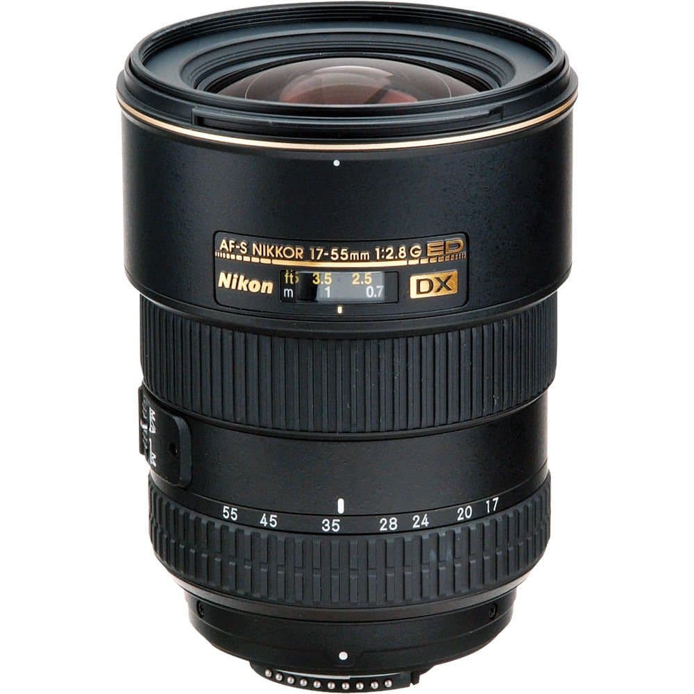 Nikon AF-S DX Zoom-Nikkor 17-55mm 1:2,8G IF-ED Objektiv (77mm Filtergewinde) (Generalüberholt) Angebot bei HelloDeals