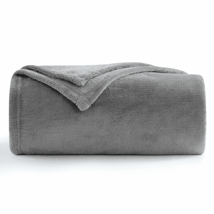 Aisbo Kuscheldecke Flauschig Decke Grau - Fleecedecke 150x200 cm Sofadecke Couchdecke, Weich Kuschelige Wohndecke Hellgrau für Wohnzimmer Sofa Couch Blanket Warme Decke XL 150 x 200 cm 01 - Grau Angebot bei HelloDeals