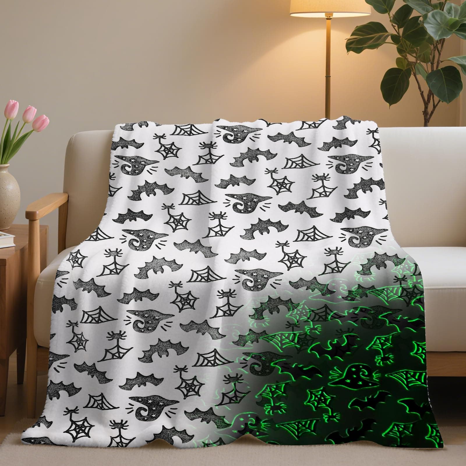 Kuscheldecke Kinder Einhorn/Dinosaurier/Weltraum Decke, kuscheldecke leuchtet im Dunkeln, warme Decke Flauschige Geschenke für Jungs mädchen Sofa Kinderdecke (Fledermaus, 150x200cm) Fledermaus 150x200cm Angebot bei HelloDeals