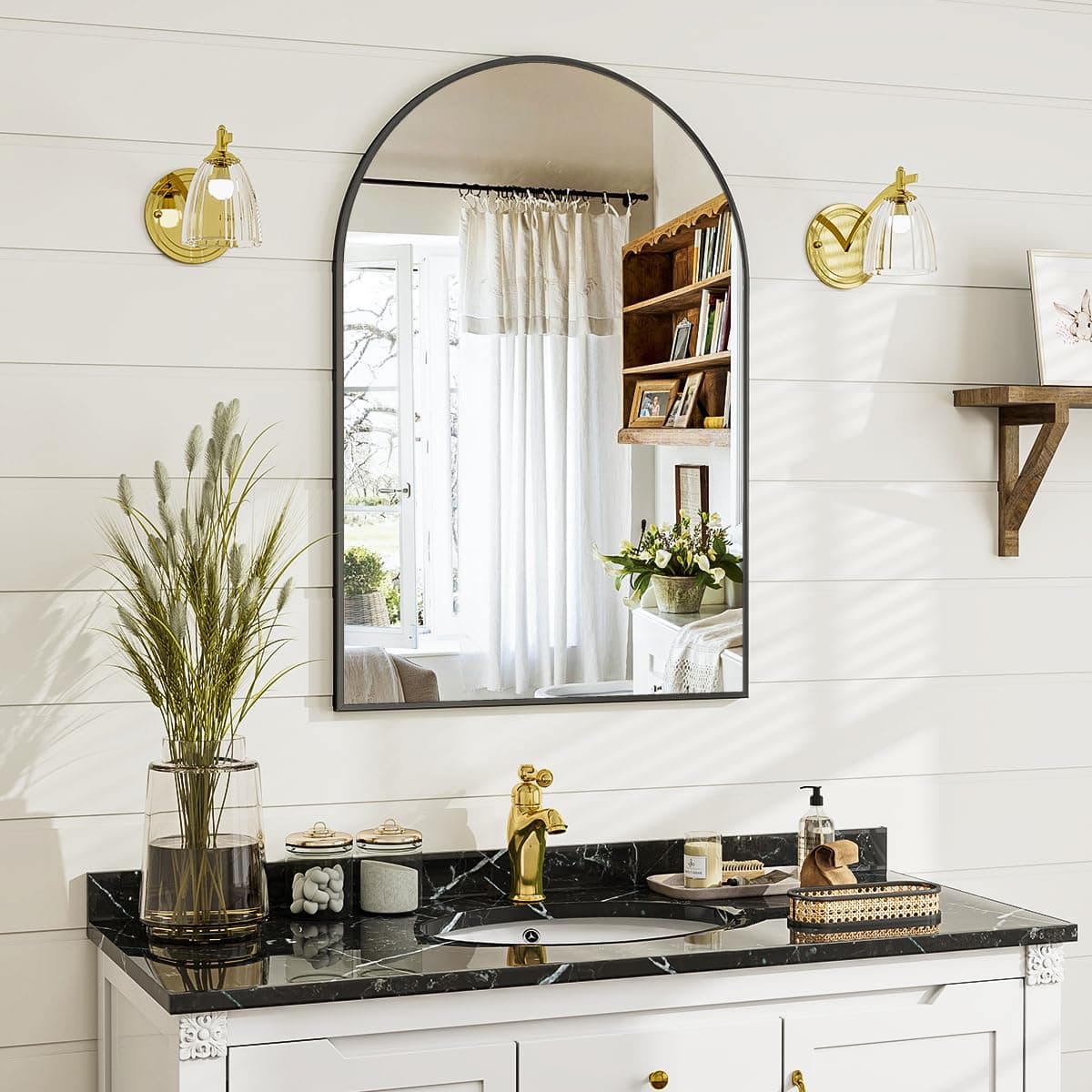 BEAUTYPEAK Bogen Wandspiegel mit Schwarz, 76x51 cm Bruchsichere Aluminiumlegierung Rahmen Badspiegel, Kann an die Wand Gelehnt oder Aufgehängt Werden, Standspiegel für Schlafzimmer, Bad und Toiletten Schwarz 76L x 51B cm Angebot bei HelloDeals