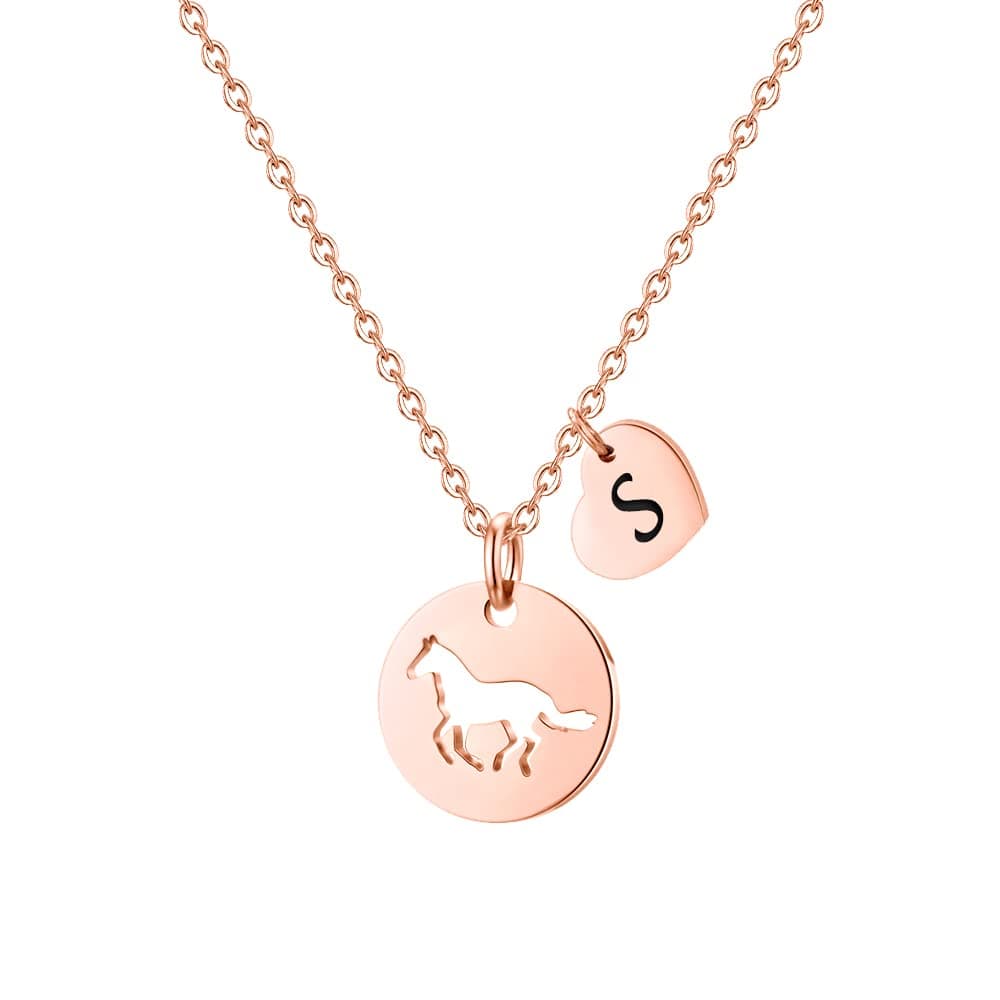 TINGN Pferde Mädchen Geschenk, Pferde Kette Herz Buchstaben Edelstahl Kette mit Buchstaben A-Z Personalisierte Geschenke für Teenager Mädchen Pferdeliebhaber Geschenke für Schwester Tochter Schmuck S-Rosegold Angebot bei HelloDeals