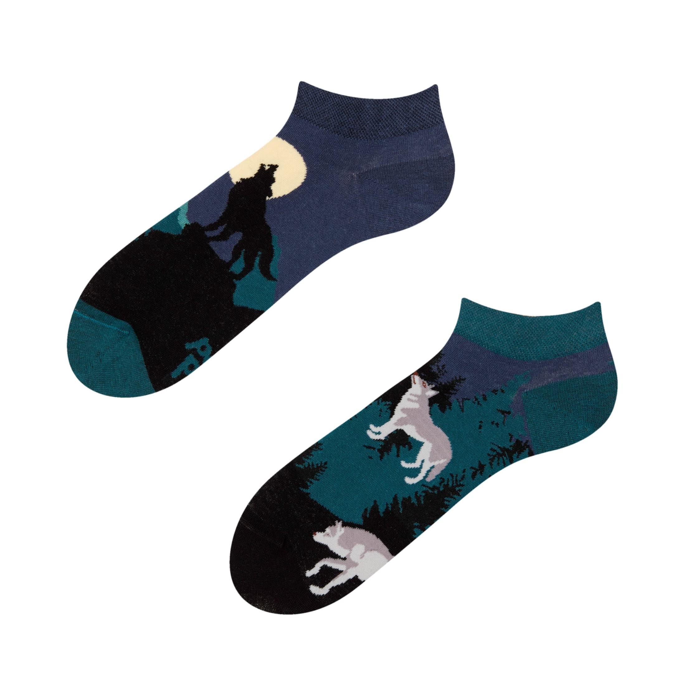 Dedoles lustige Socken Unisex Damen Herren Kinder Baumwolle coole Designs | bunte Motive, atmungsaktiv, hypoallergen, Bambussocken, Fußball Pferde, Geschenk, lustige Socken, witzige Motivsocken, Damen 43-46 Mondwolf Knöchelsocken Angebot bei HelloDeals