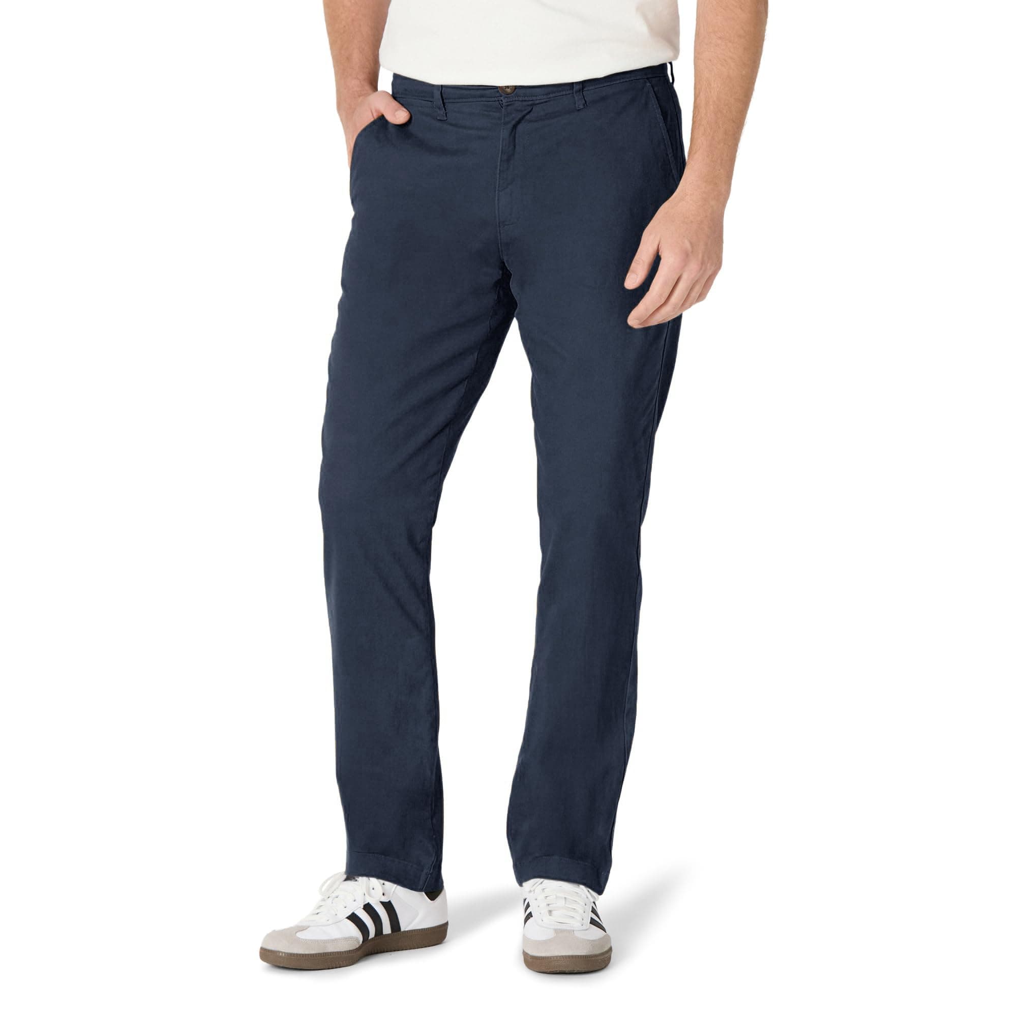 Amazon Essentials Herren Chinohose, Komfortabler, Gewaschener Stretch, Sportlich Geschnitten Legere Stretch-Chinohose Dunkles Marineblau 44W / 32L Angebot bei HelloDeals